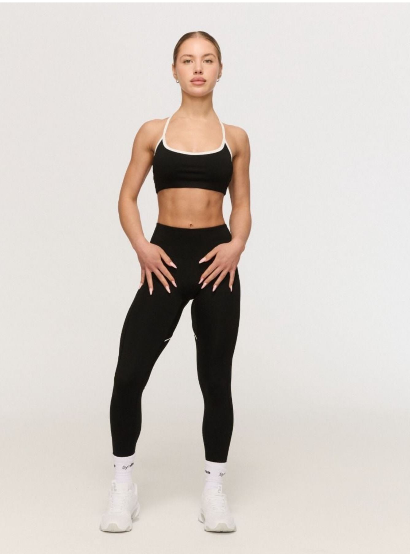GymBeam VARSITY Leggings 4-Wege-Stretch Sportleggings mit Körperformung