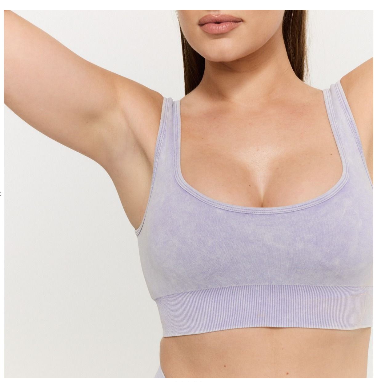 GymBeam LIFT Sport-BH Violet nahtlos mittlerer Halt Fitness-BH mit Einlagen-Pads Gr. XL