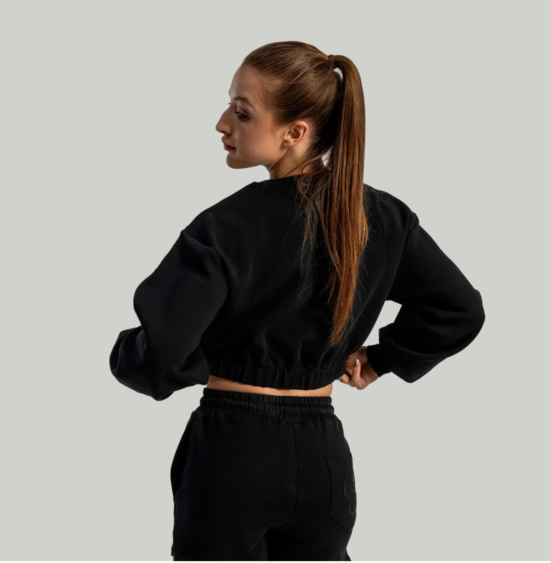 STRIX LUNAR Cropped Pullover