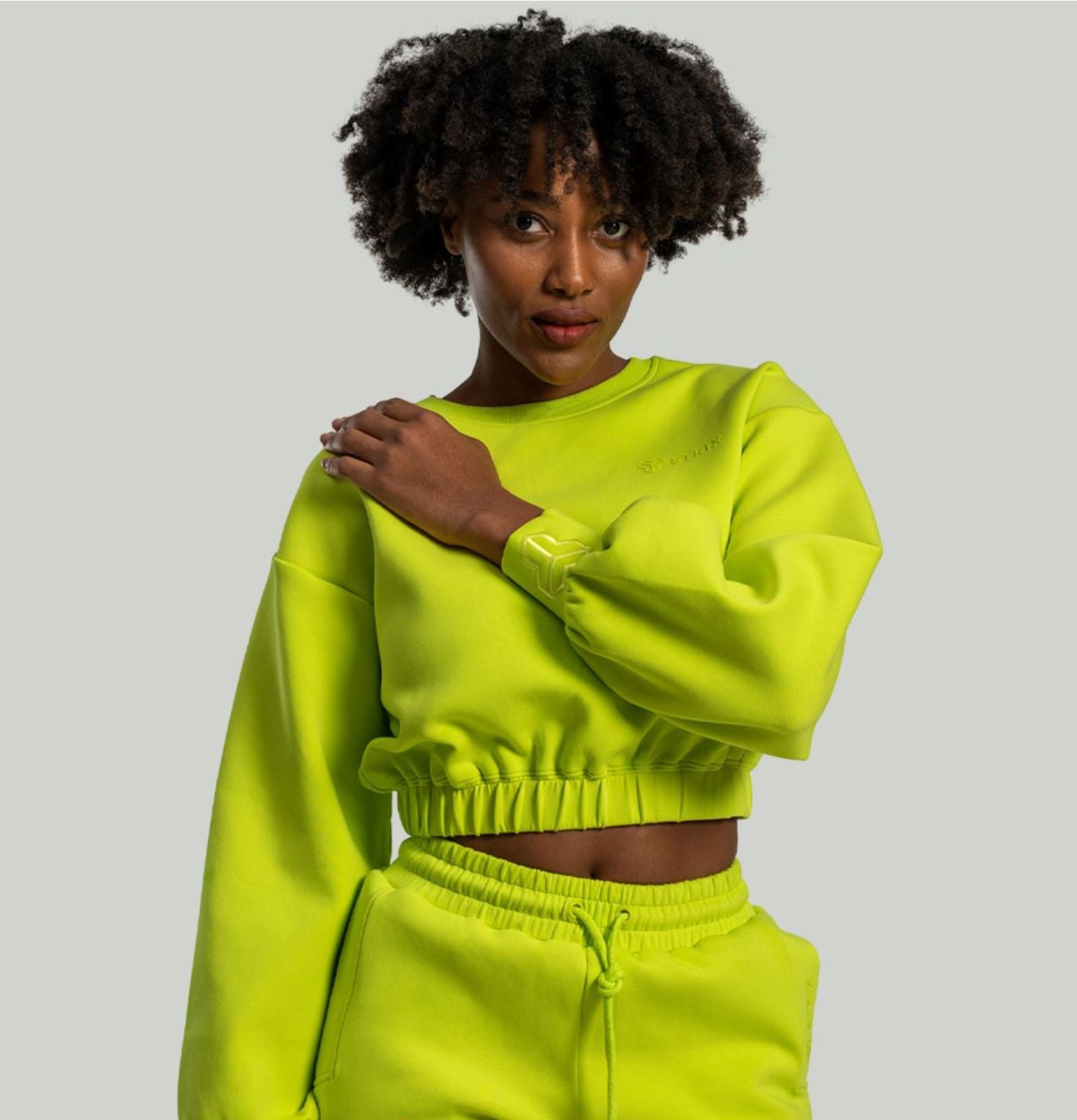 STRIX LUNAR Cropped Pullover
