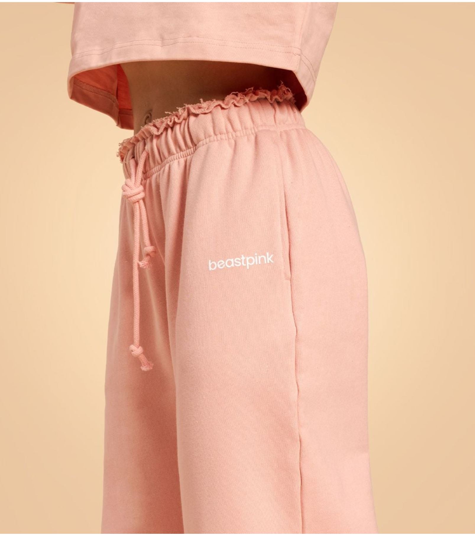 GymBeam SERENITY Jogginghose als Freizeithose mit Paperbag-Bund