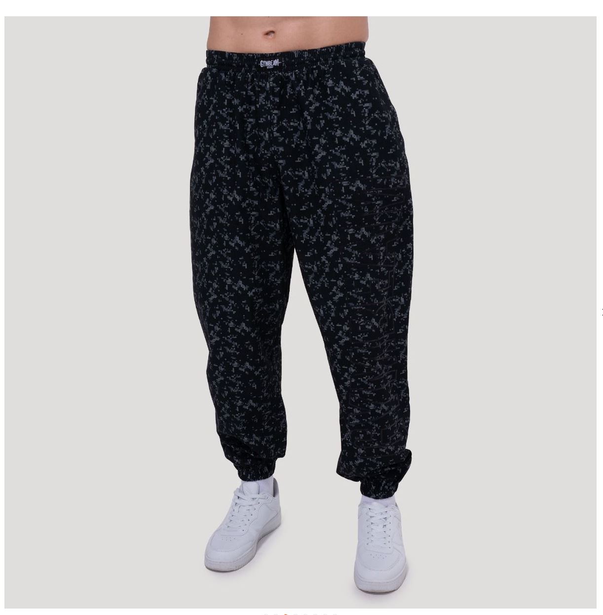 GymBeam Jogginghose charcoal Persistence mit Ripstop-Gewebe Bodybuilderhose oversized-Schnitt 100% Baumwolle Gr. S
