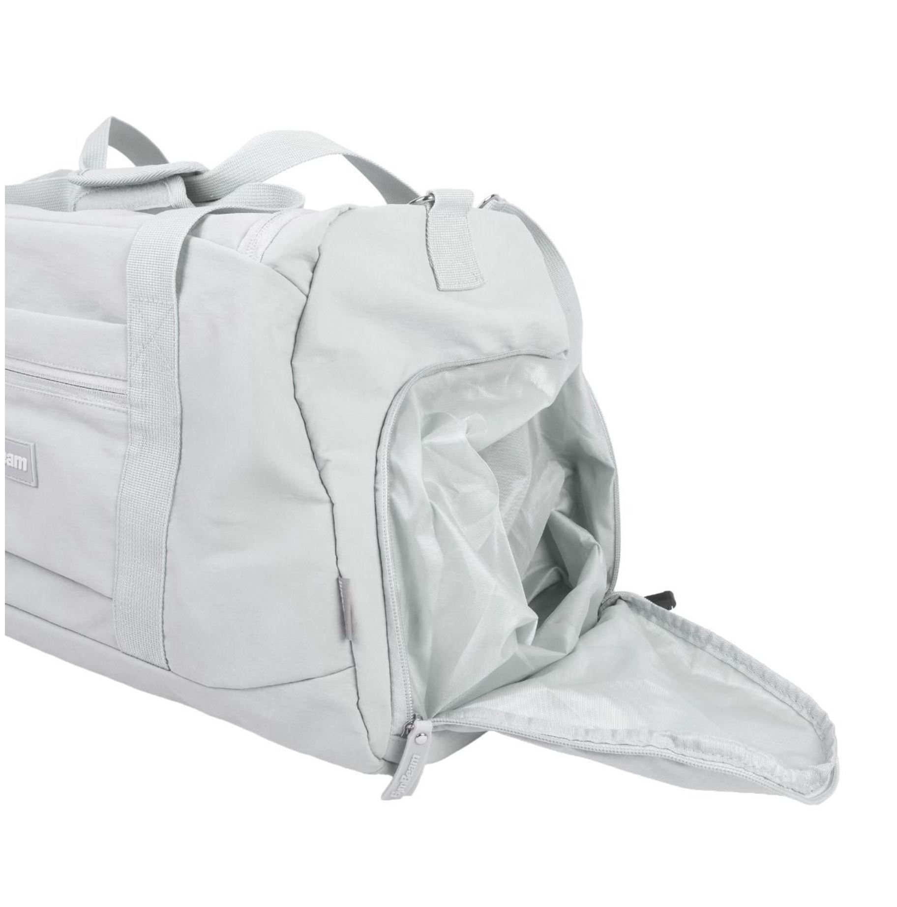 GymBeam AURA Duffle Sporttasche für das Fitnessstudio Farbe Mist 41,25 Liter
