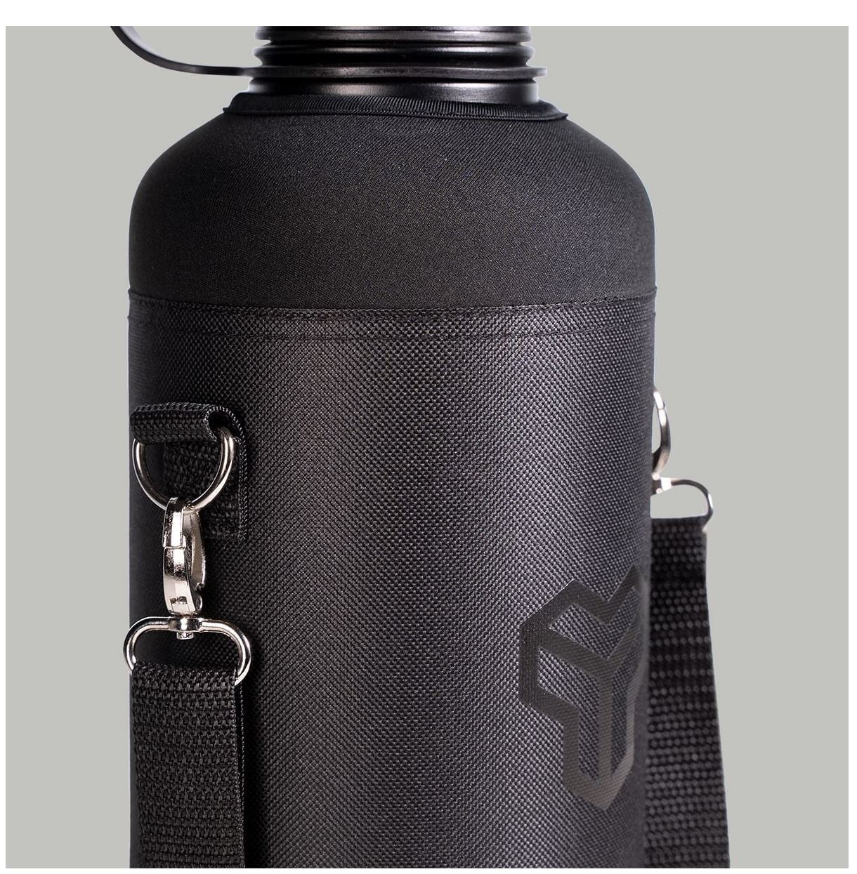 STRIX Nomad-Wanderflasche 1800 ml Wandertrinkflasche mit Schultergurt & Isolierdeckel