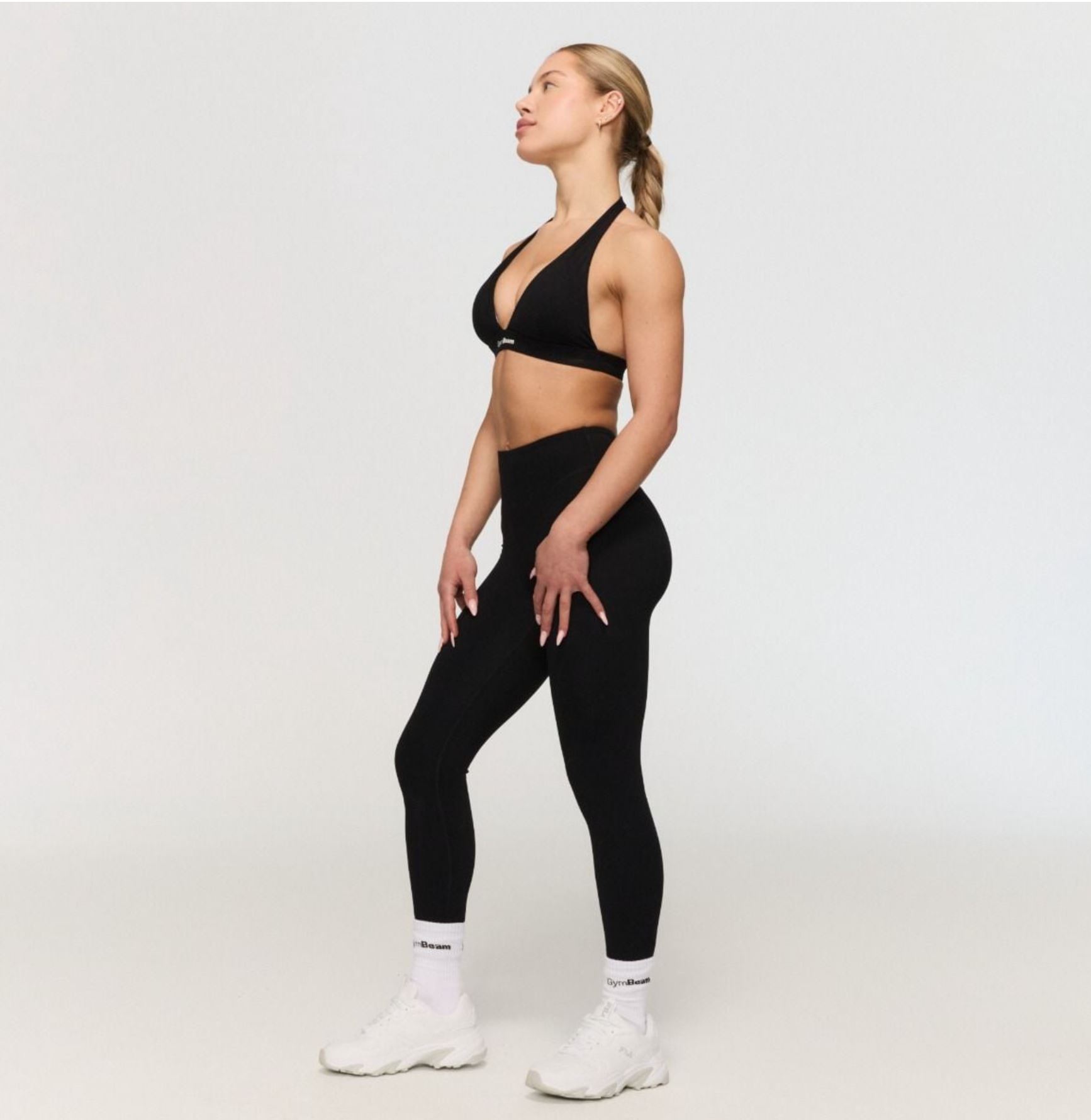 GymBeam FIERCE Leggings 100% Blickdicht Sportleggings schweißableitend & Körperformung