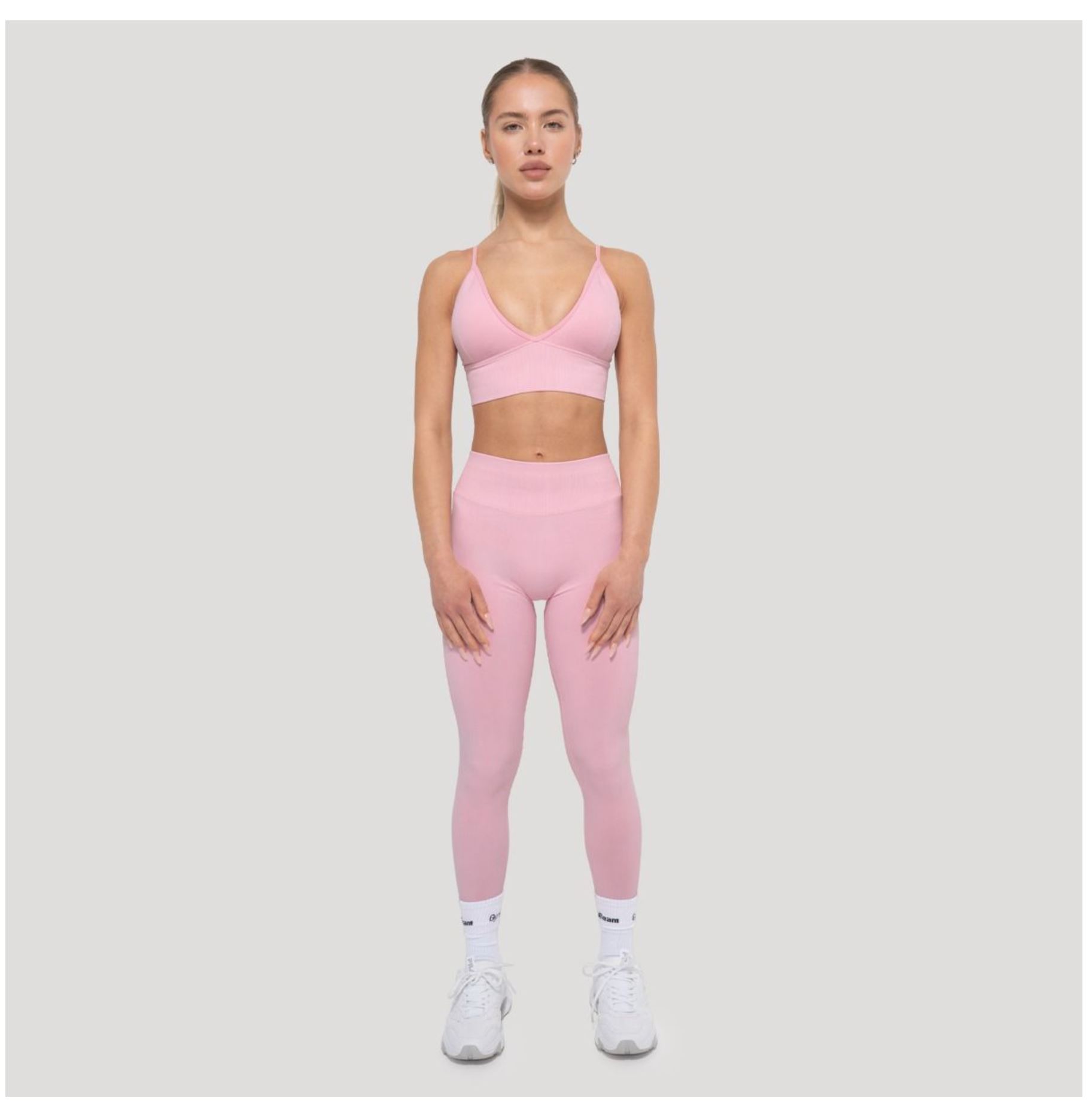 GymBeam LUMA Leggings Scrunch-Butt-Effekt Sportleggings Quick-Dry mit 4-Way-Stretch-Technologie Baby-Pink Gr. M