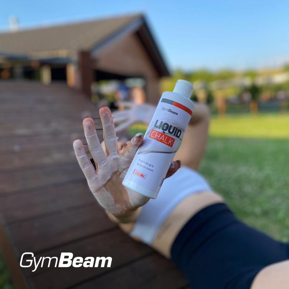 GymBeam Flüssig-Magnesium Liquid Chalk in der Flasche Flüssigkreide zum Training 250 ml