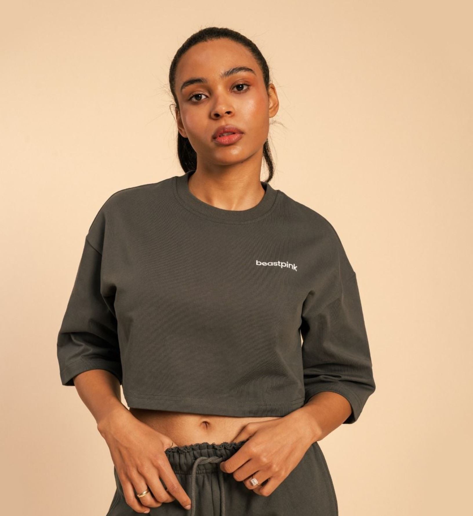 BeastPink SERENITY Crop T-Shirt Oberteil mit Kurzpassform aus 100% Baumwolle